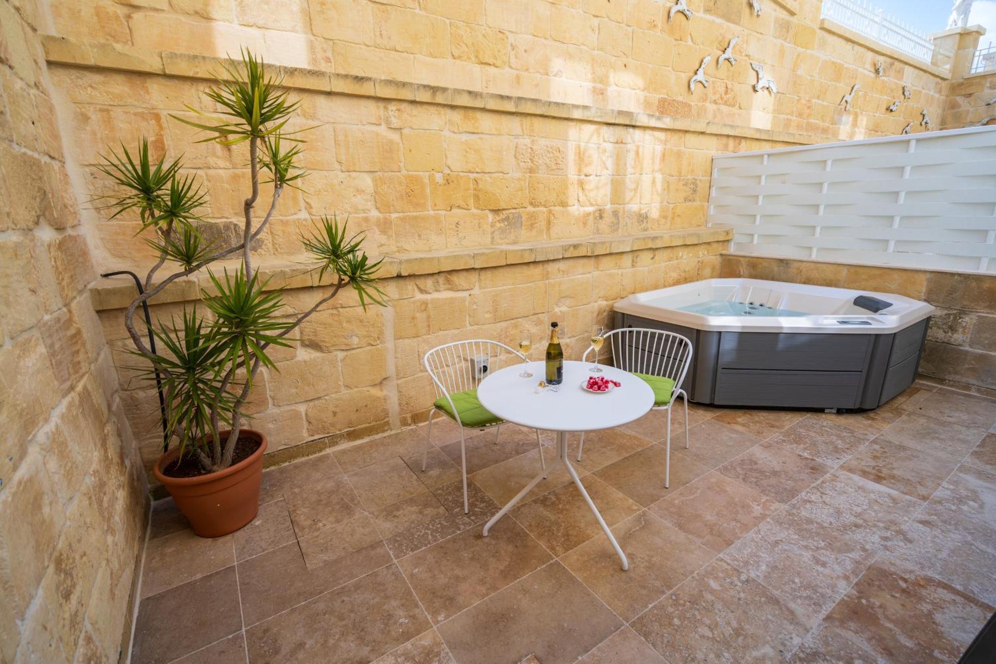 L-Eremita Boutique Hotel Qala Eksteriør billede