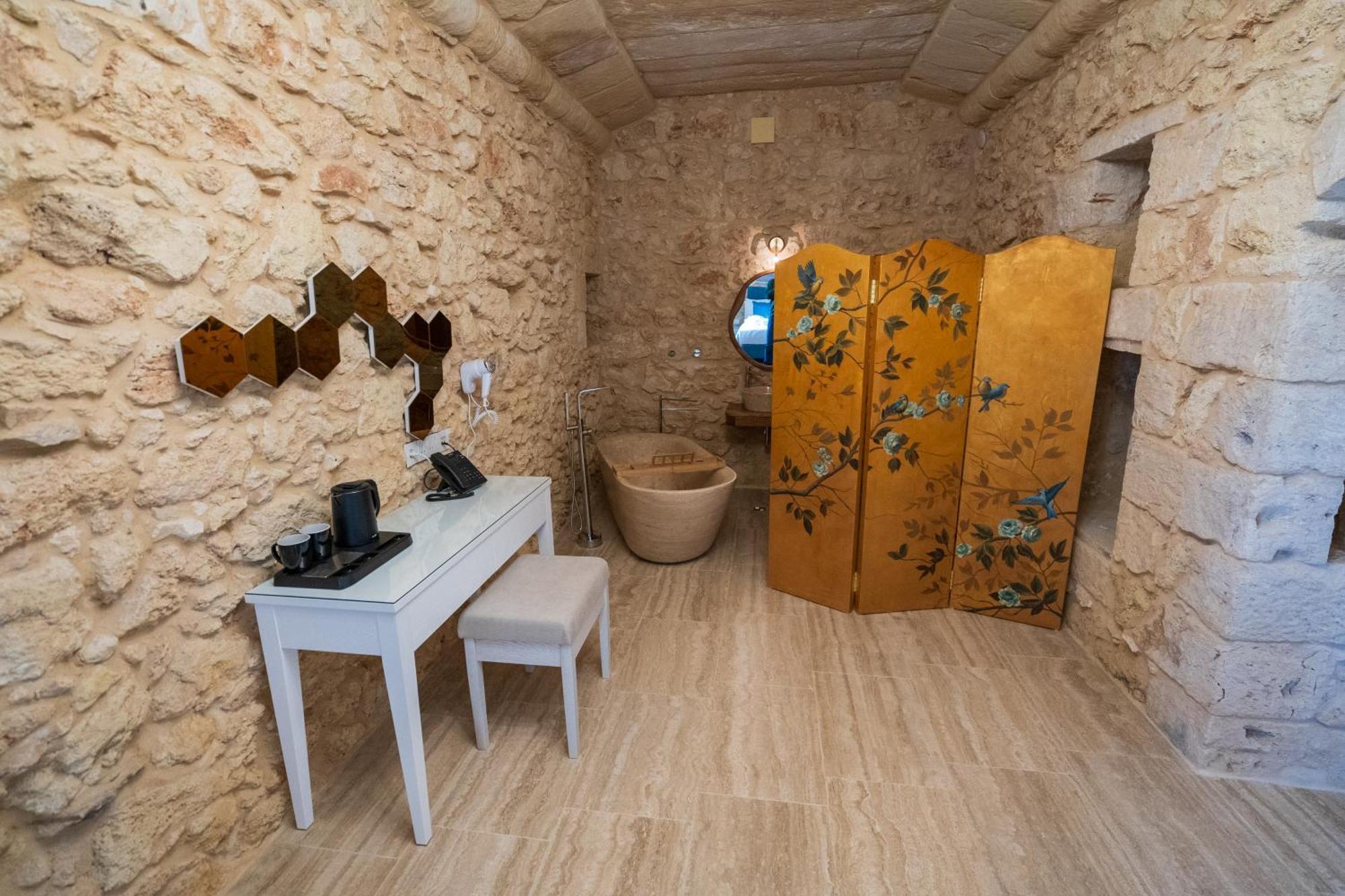 L-Eremita Boutique Hotel Qala Eksteriør billede